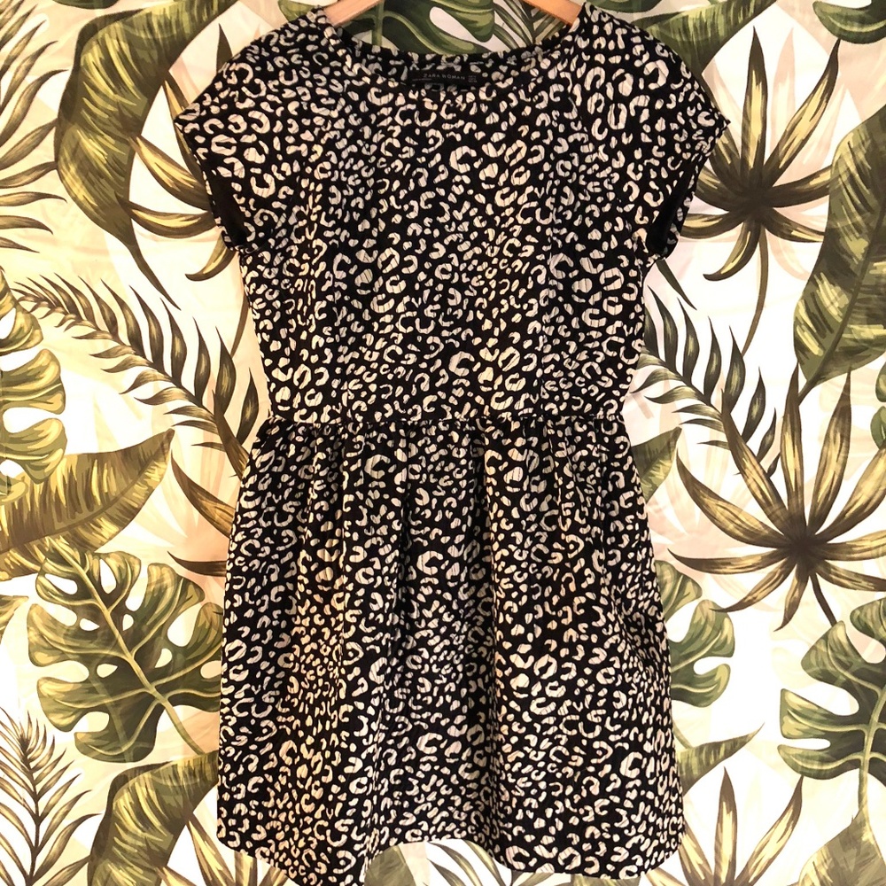 Quilted Leopard dress with structured skirt